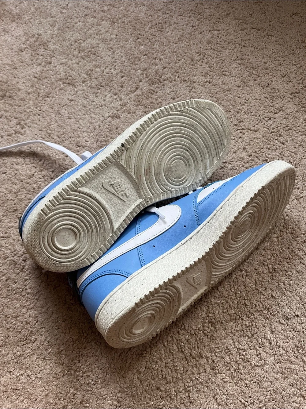 Nike stylish low